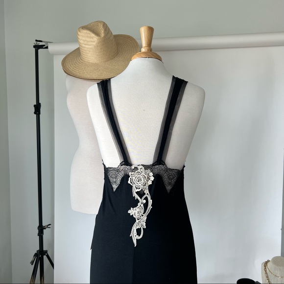 ON HOLD 🤍 LA PERLA VINTAGE BLACK LACE DETAILED MAXI DRESS - Picture 4 of 9